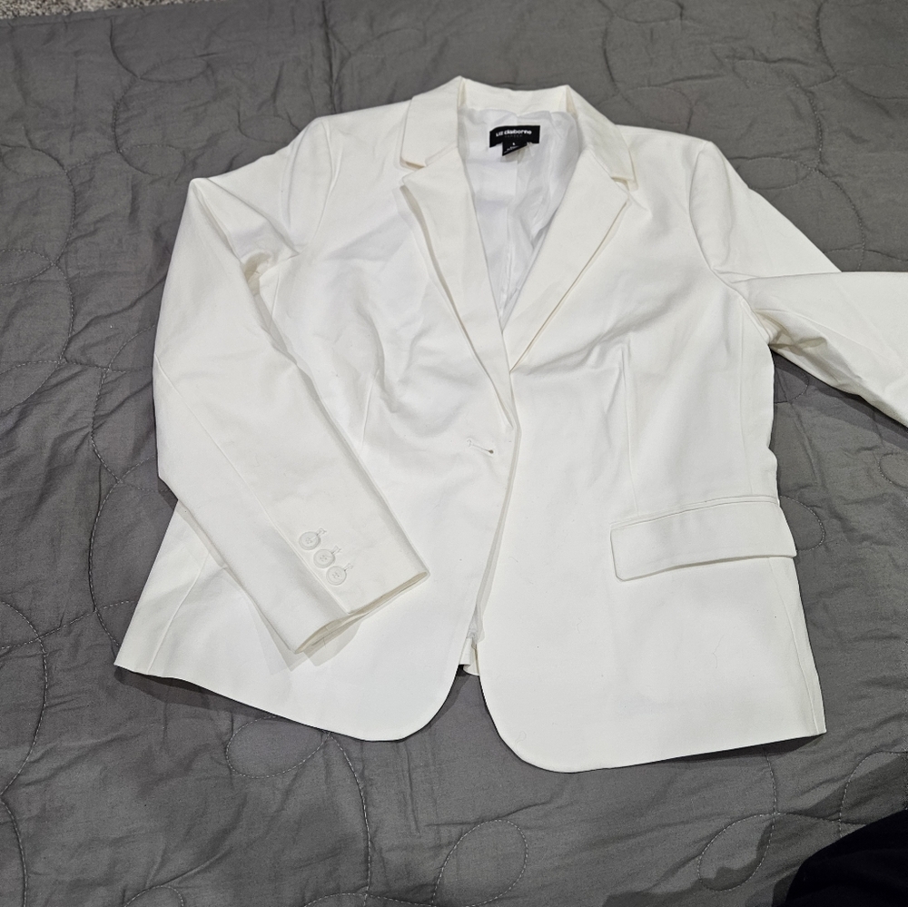 Liz Claiborne White Blazer